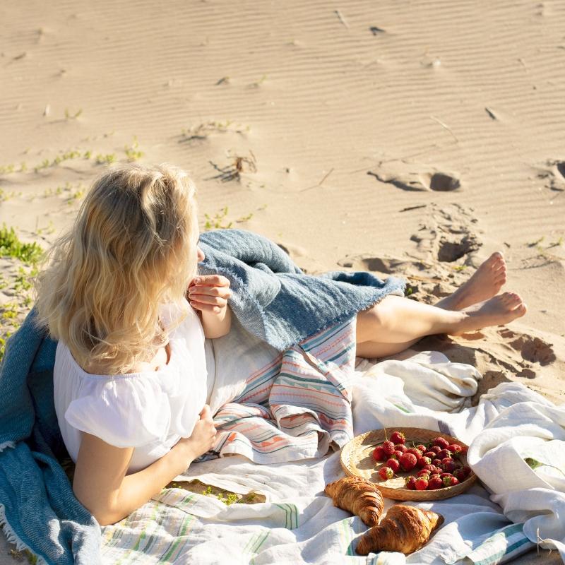 Lapuan Kankurit Watamu Duschtuch Saunatuch Strandtuch 95 grau, bordeaux