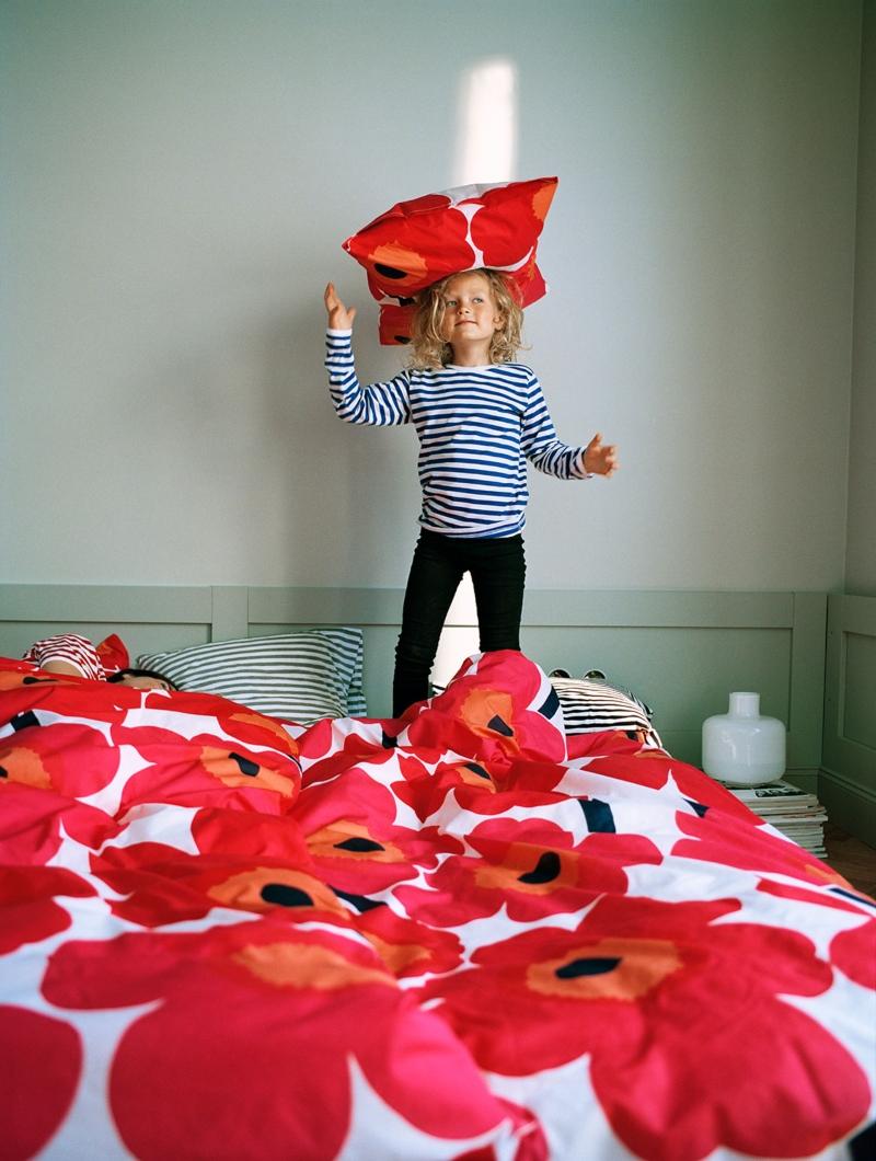 Marimekko Unikko Bettdeckenbezug 135x200 cm rot, weiss sommerliche-scandi-style-farben