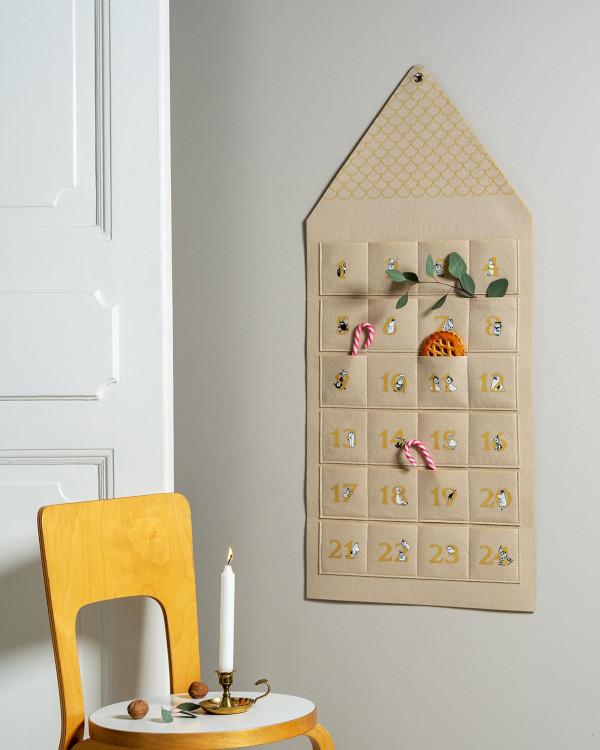 Muurla Mumin Muminhaus Adventskalender Höhe 100 cm Breite 45 cm