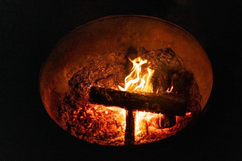 lagerfeuer-finnische-grillhuette
