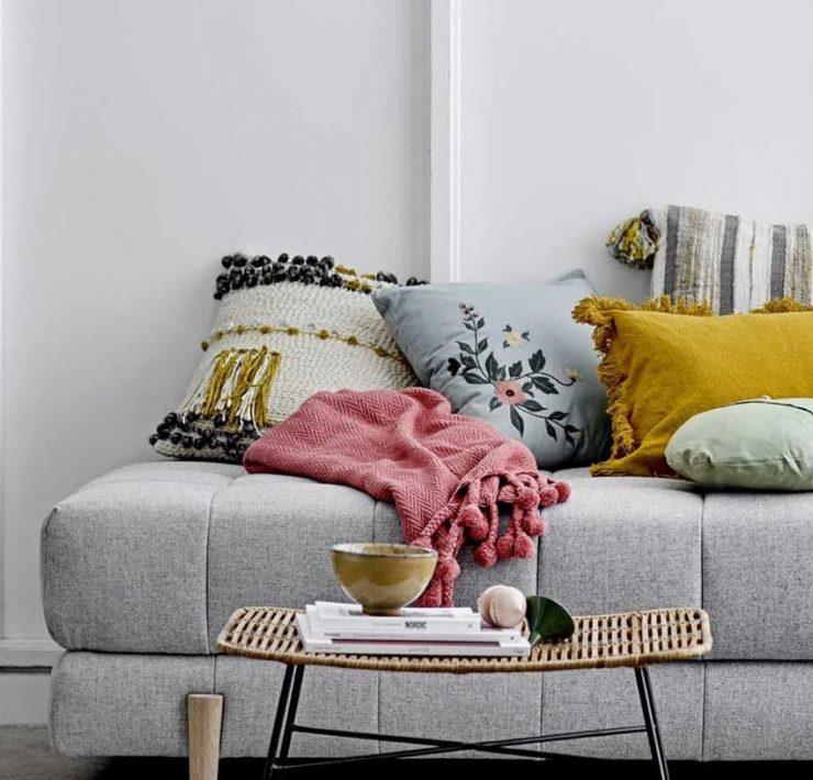 Kissen für die graue Couch