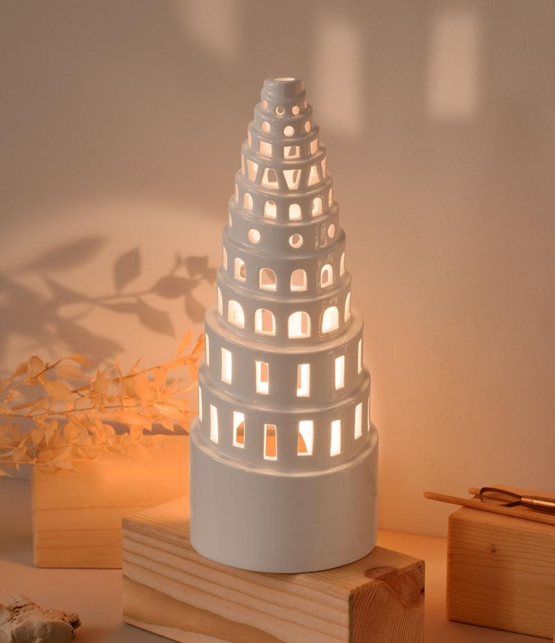 Kaehler-Design-Urbania-Lichthaus-Hoher-Turm-Hoehe-23-cm-cremeweiss skandinavische-inneneinrichtung