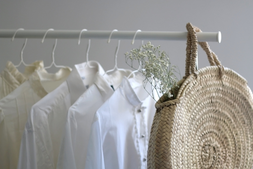 Capsule Wardrobe - Kleiderstange